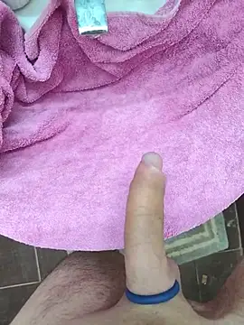 kauliaris28 (M young) - Love your cock