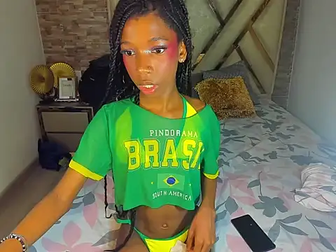 Model: Little_ebonyx