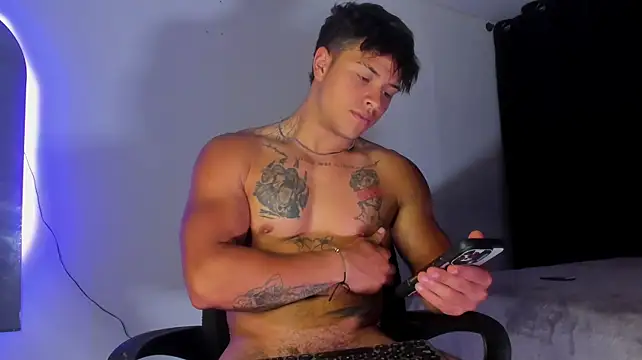 dominic_biker__ (M young) - show cum