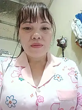 Sana-vn live cam on StripChat