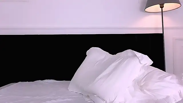 NoraAddams live webcam