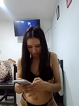Agusmartinez22 live cam on StripChat