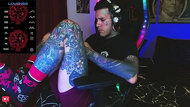 jhonny__ackerman live cam on StripChat