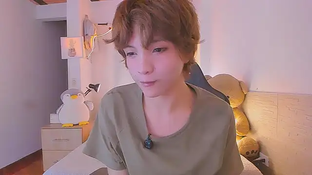 sweet_allan (M young) - teasing with my nipples