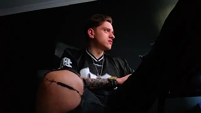 felixstarkk (M young) - Spoil The Verbal Dom God-King !