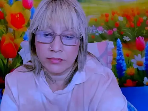 indianroxy webcam
