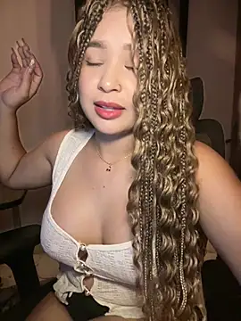 bella_parisi