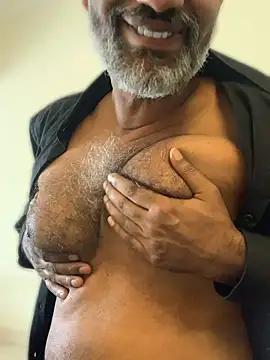 thebeelzebun (Ask my age) - get dick hard on cam