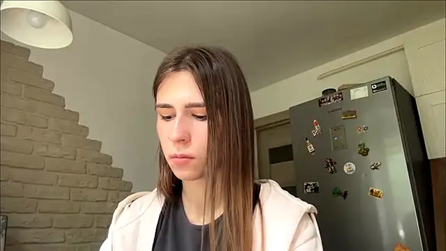ZaraGuyette webcam
