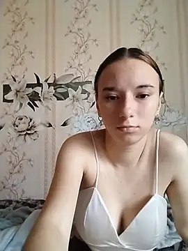 -victoriajohnson- (F teen) - Chest Flash