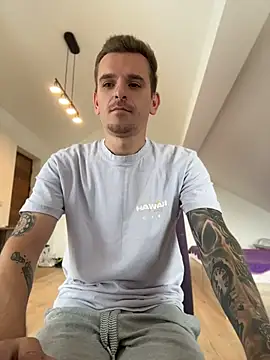 Huge_cock22cm avatar