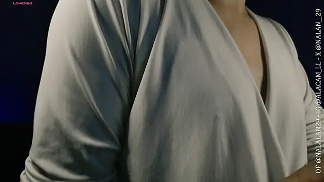 Nalan__ live cam on StripChat