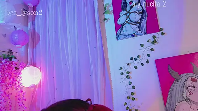 aly_nucita_ live cam on StripChat