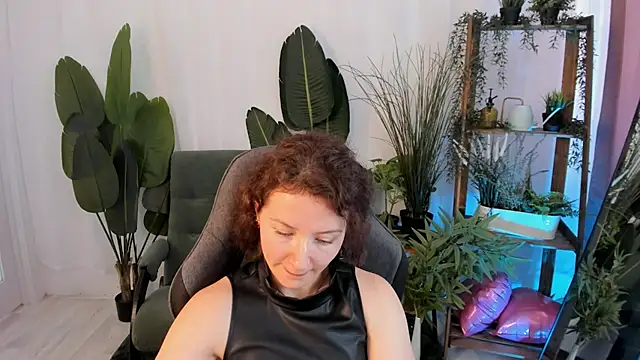 AureliaGleam live cam on StripChat