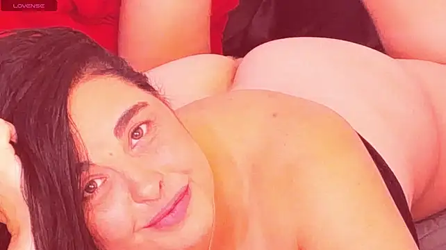 Alenny11 live cam on StripChat