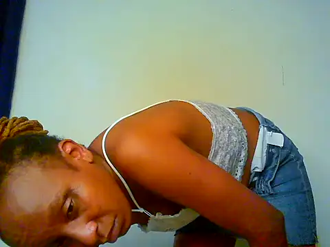 Slim_doli live cam on StripChat