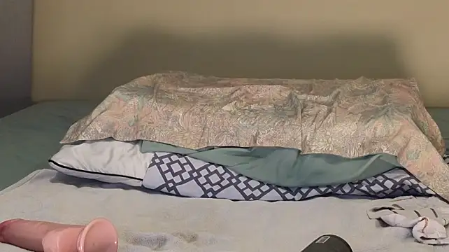 lucynuty (F young) - fuck ass