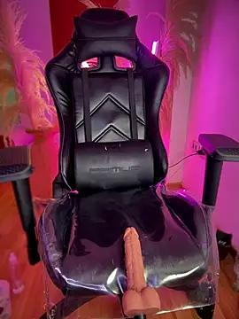 saracaball_ (T young) - SQUIRT while u fuck me with machine