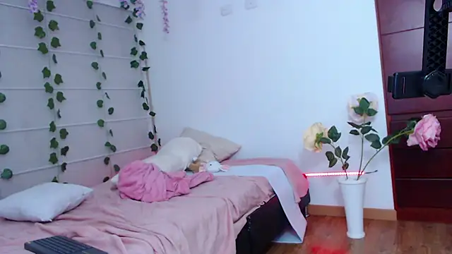 Sarabubbie live webcam