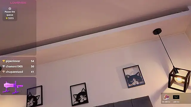 Pretty_Johnson_ live cam on StripChat