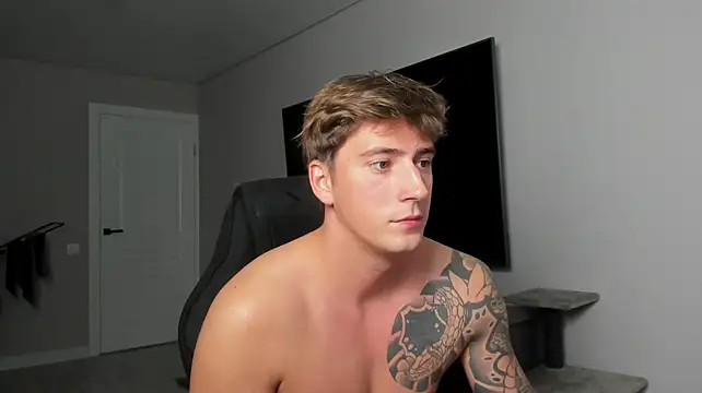 DaniHort live cam on StripChat