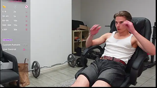 david_heath (M twink) - WILL BUY A NEW TOY