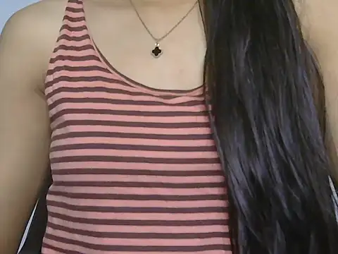 cute_manvi90 (F young) - show pussy