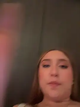 MoraInFire live sex cam