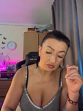 Hotangel75