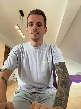 huge_cock22cm (Ask my age) - Ler's have fun!