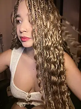 bella_parisi