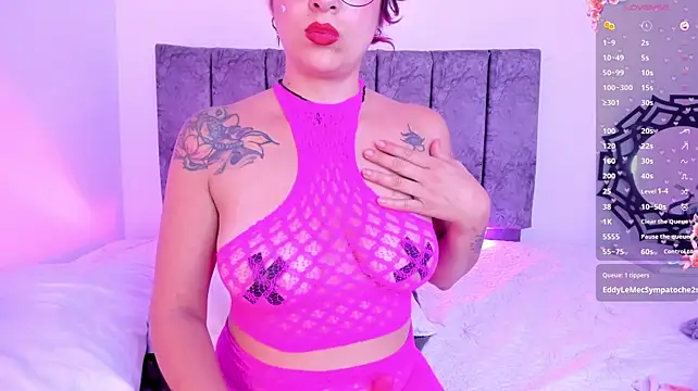 RoxanneStorm_