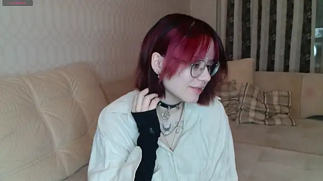 KellePourier live cam on StripChat