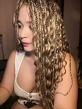 bella_parisi