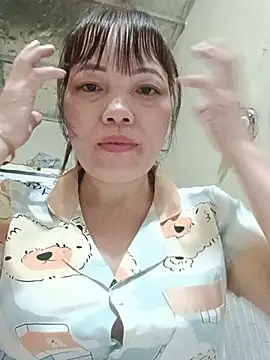 Sana-vn live cam on StripChat