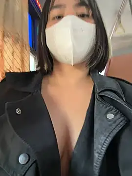 May-Squirt live cam on StripChat