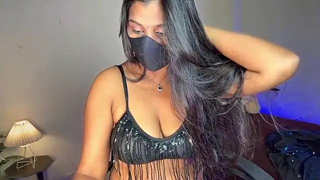 Pinku_shine live cam on StripChat
