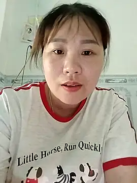 -Nani_ live cam on StripChat