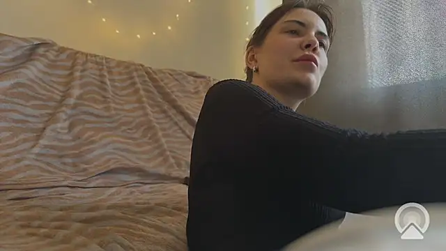 Feloraa live cam on StripChat