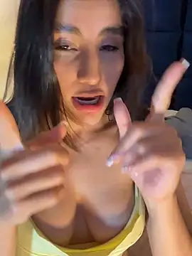 IsabelaStefano live cam on StripChat