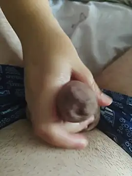 MadaamJizz_DickLewd live cam on StripChat