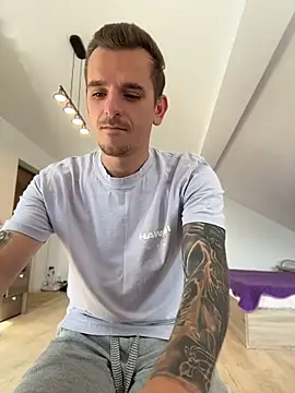 Huge_cock22cm avatar