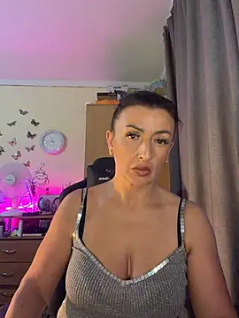 Hotangel75