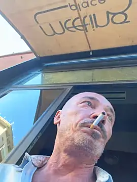 DEVILMAN66RM live cam on StripChat