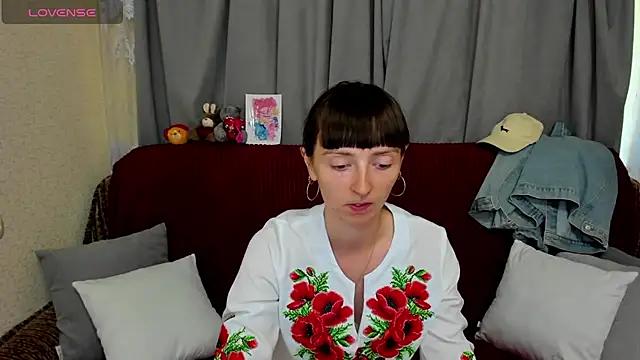 TayanaJons live cam on StripChat