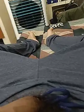 wrong_man25 (M young) - Cum in public 🍆💦💦