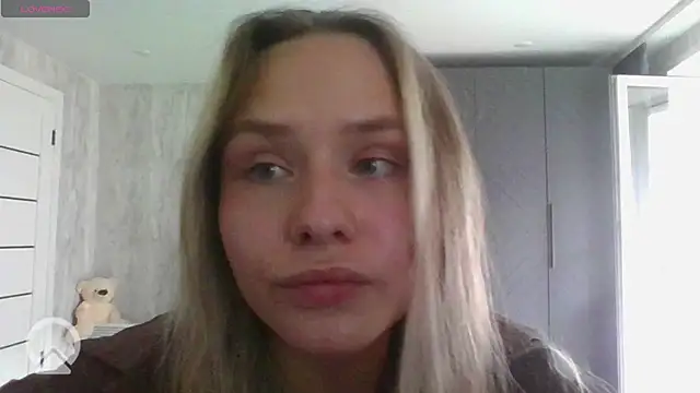 Annie_Cohn live cam on StripChat