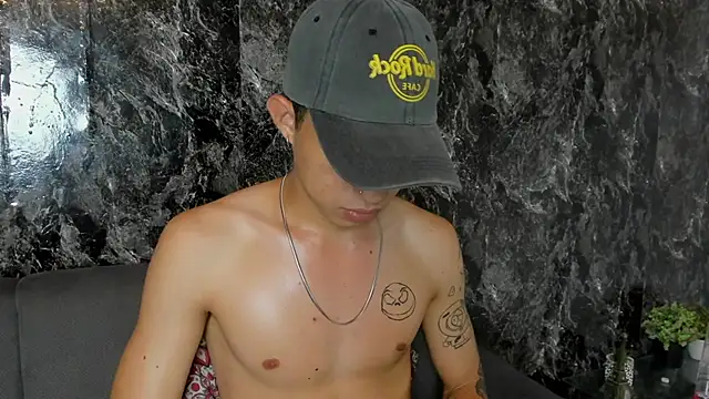 cameron_lux77 live cam on StripChat