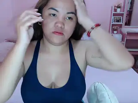 Pinay_SweetHeartx live cam on StripChat