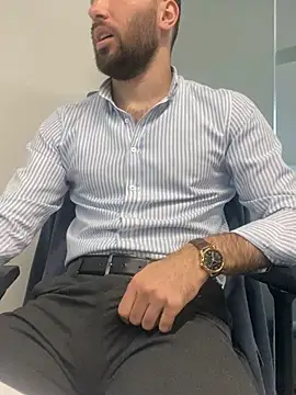 speddy34 (M young) - Show dick
